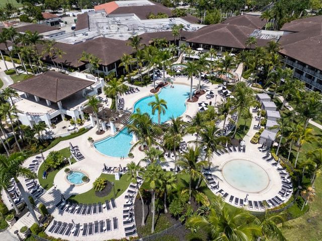 292 Canterbury Dr E., Palm Beach Gardens, FL 33418