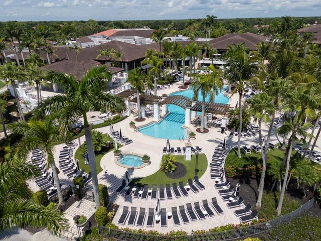 292 Canterbury Dr E., Palm Beach Gardens, FL 33418