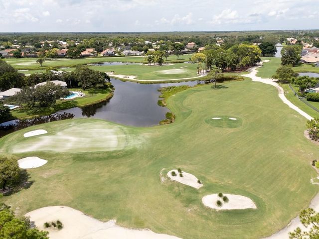 292 Canterbury Dr E., Palm Beach Gardens, FL 33418