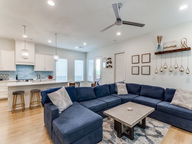 6656 Windfall Drive, Fort Worth, TX 76135