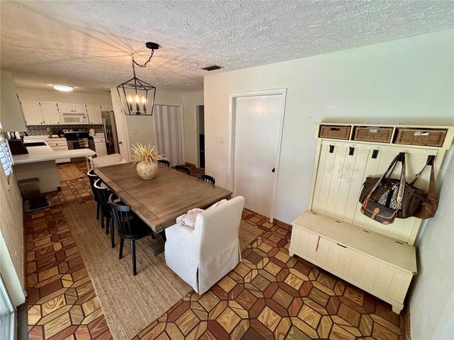 525 NE 21ST AVENUE, Ocala, FL 34470