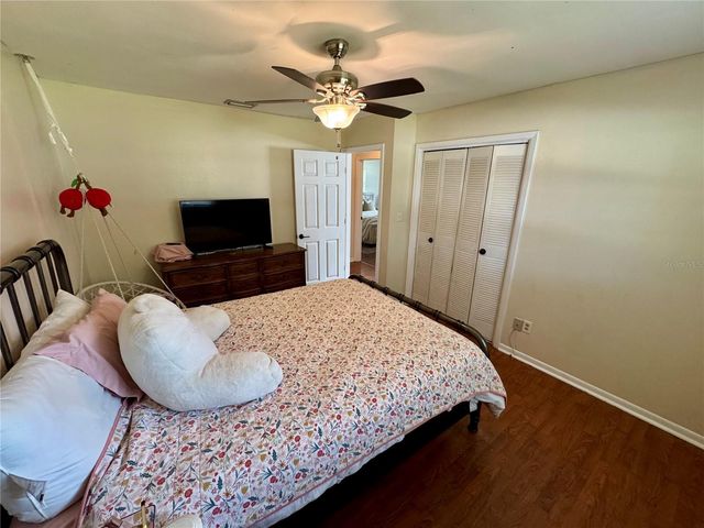 525 NE 21ST AVENUE, Ocala, FL 34470