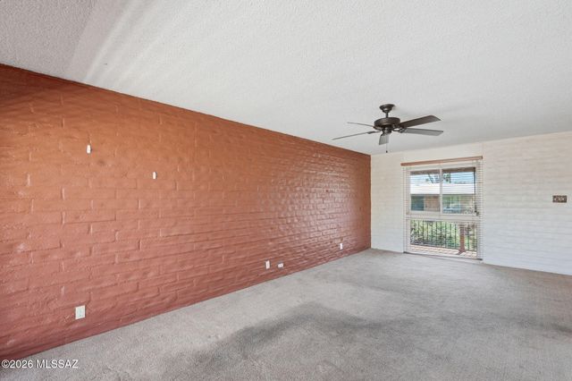 4 W Greenock Drive 4AA, Tucson, AZ 85737