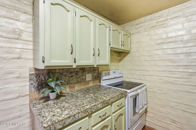 4 W Greenock Drive 4AA, Tucson, AZ 85737