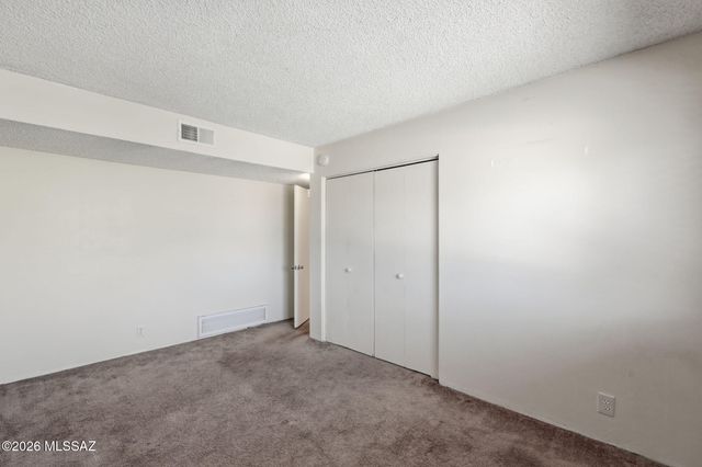 4 W Greenock Drive 4AA, Tucson, AZ 85737