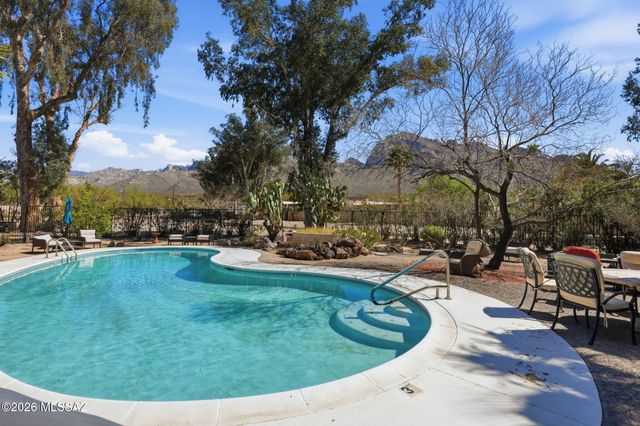 4 W Greenock Drive 4AA, Tucson, AZ 85737