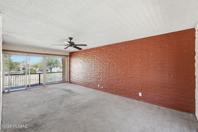 4 W Greenock Drive 4AA, Tucson, AZ 85737
