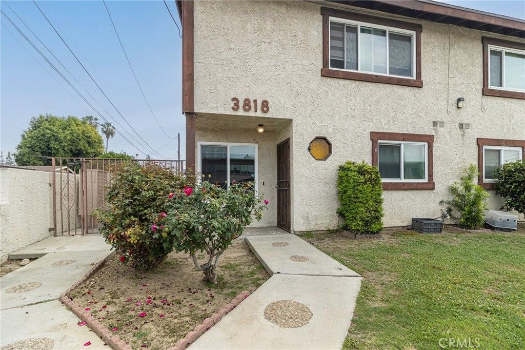 Image 2 of property listing at 3818 Durfee 4, El Monte, CA 91732