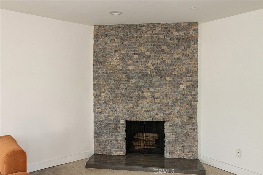 Image 7 of property listing at 3818 Durfee 4, El Monte, CA 91732