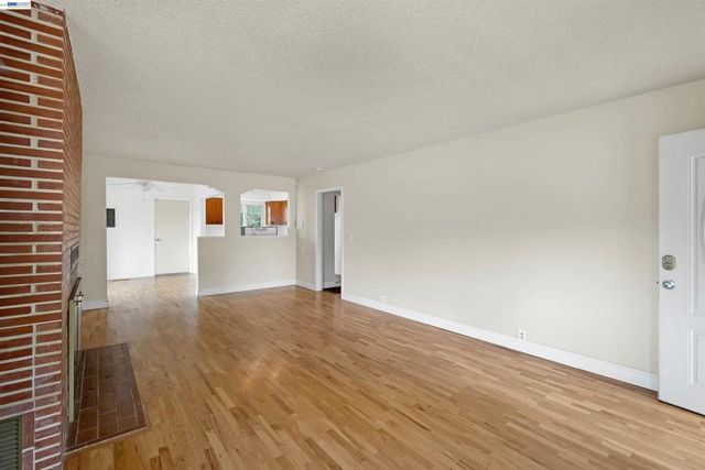 26027 Clover Rd, Hayward, CA 94542