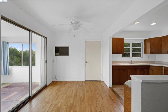 26027 Clover Rd, Hayward, CA 94542