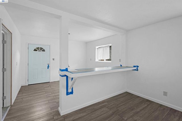 26027 Clover Rd, Hayward, CA 94542