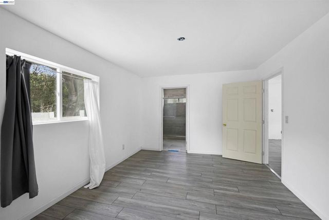 26027 Clover Rd, Hayward, CA 94542