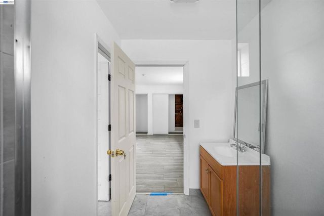 26027 Clover Rd, Hayward, CA 94542