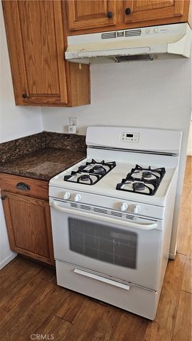 800 Ivy Street, Colton, CA 92324