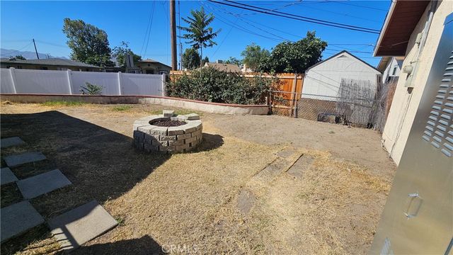 800 Ivy Street, Colton, CA 92324