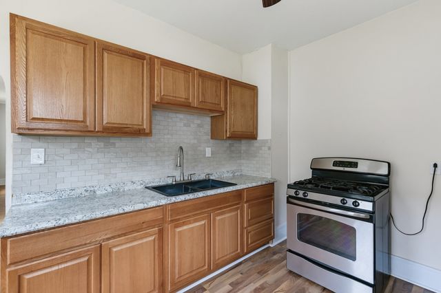 1827 13th Street, Rock Island, IL 61201