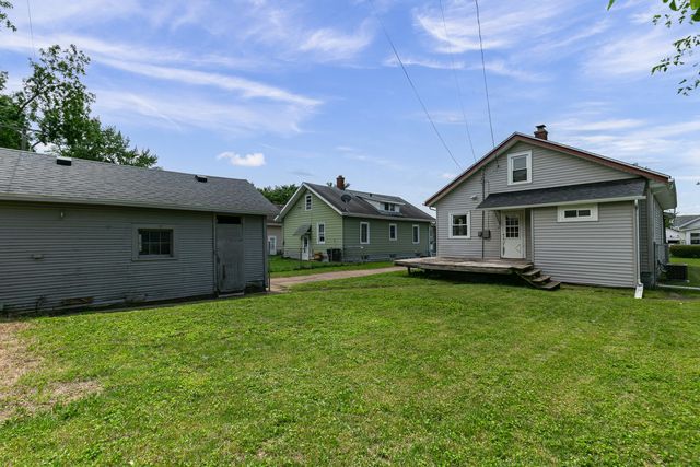1827 13th Street, Rock Island, IL 61201