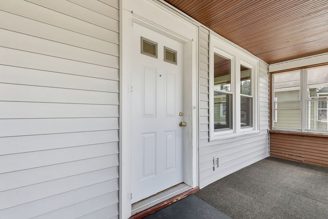 1827 13th Street, Rock Island, IL 61201