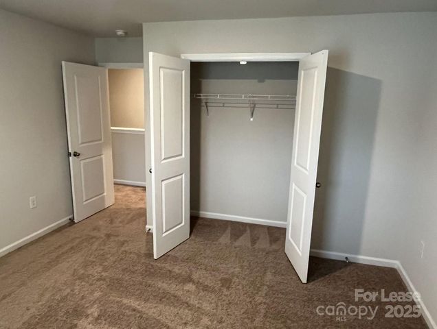 2131 Transatlantic Avenue, Charlotte, NC 28215