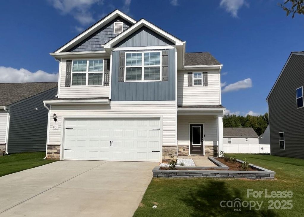 2131 Transatlantic Avenue, Charlotte, NC 28215