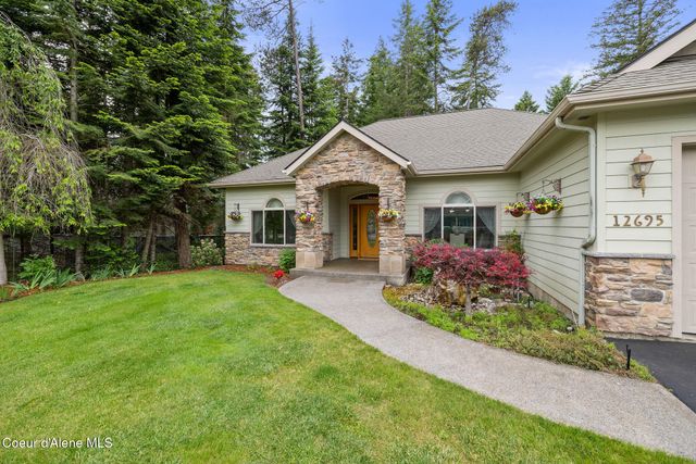 12695 N BRADBURY DR, Hayden, ID 83835