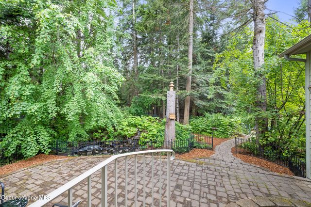 12695 N BRADBURY DR, Hayden, ID 83835