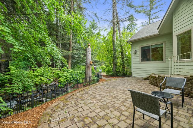 12695 N BRADBURY DR, Hayden, ID 83835