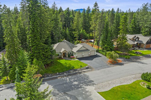 12695 N BRADBURY DR, Hayden, ID 83835