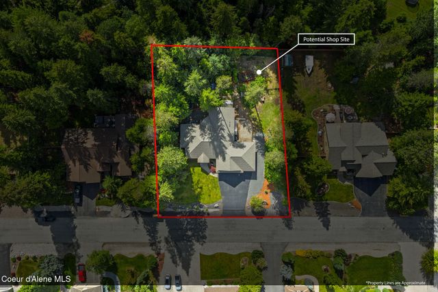 12695 N BRADBURY DR, Hayden, ID 83835