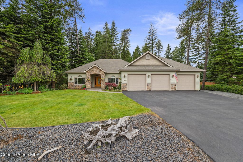 12695 N BRADBURY DR, Hayden, ID 83835