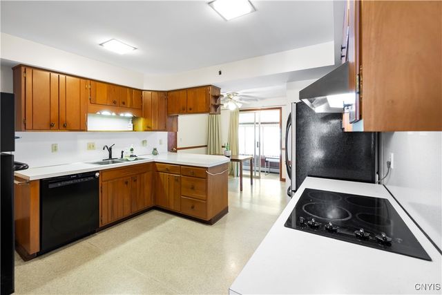 339 Orwood Place, Salina, NY 13208