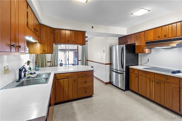 339 Orwood Place, Salina, NY 13208