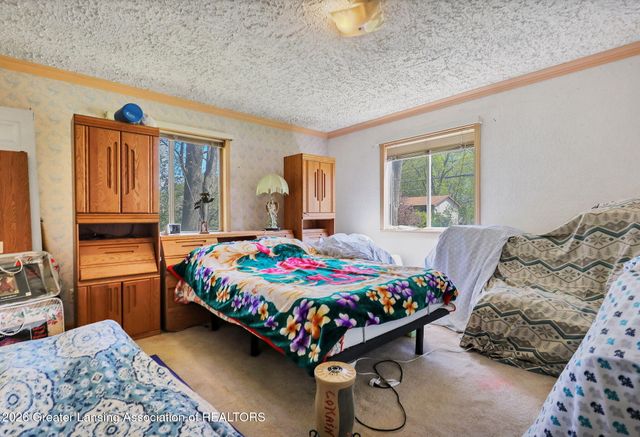 5440 Hughes Road, Lansing, MI 48911