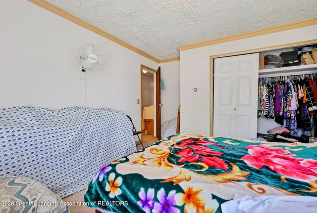 5440 Hughes Road, Lansing, MI 48911
