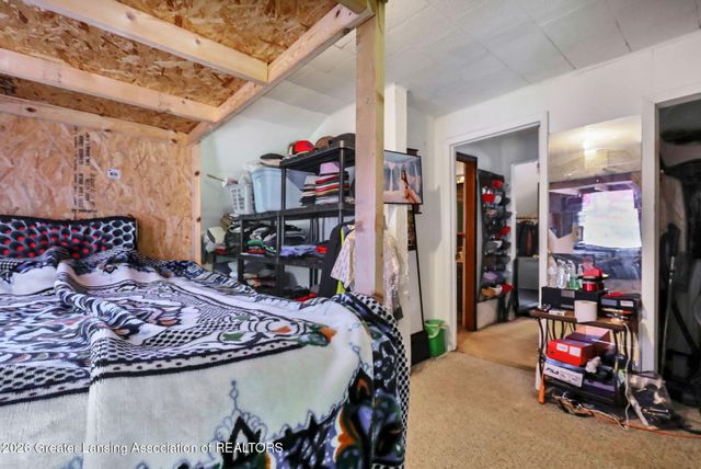 5440 Hughes Road, Lansing, MI 48911