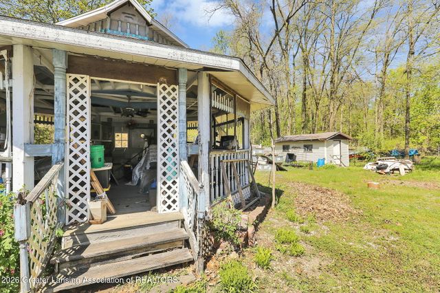 5440 Hughes Road, Lansing, MI 48911