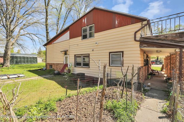 5440 Hughes Road, Lansing, MI 48911