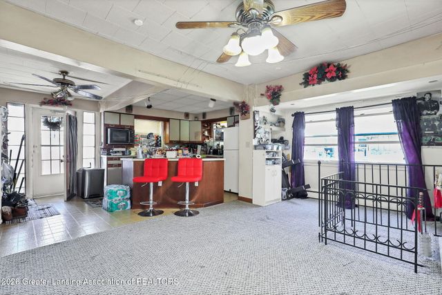 5440 Hughes Road, Lansing, MI 48911