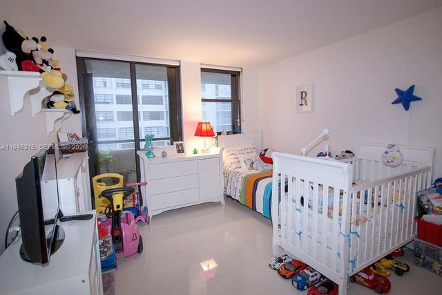 170 Ocean Lane Dr 702, Key Biscayne, FL 33149