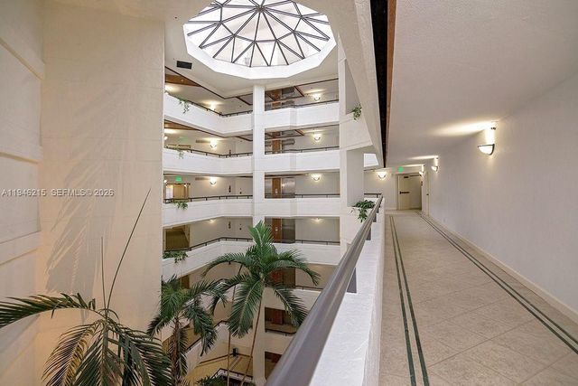 170 Ocean Lane Dr 702, Key Biscayne, FL 33149