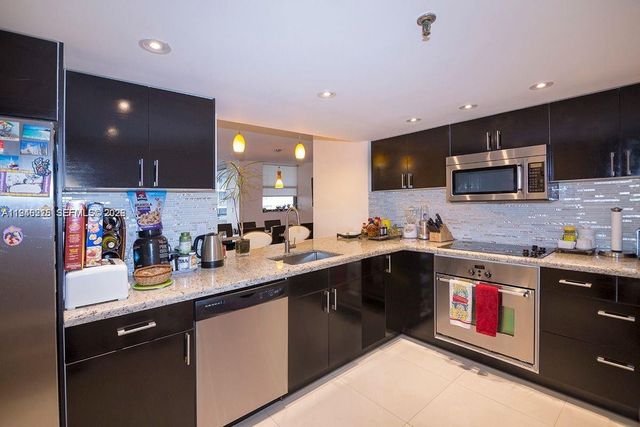 170 Ocean Lane Dr 702, Key Biscayne, FL 33149