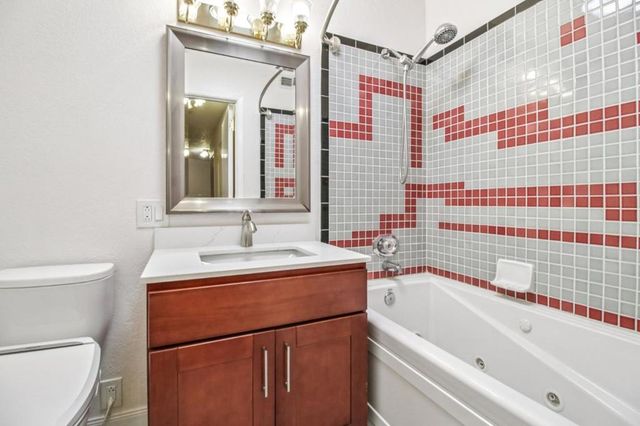 495 Lincoln Avenue, Sunnyvale, CA 94086