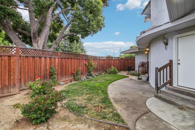 495 Lincoln Avenue, Sunnyvale, CA 94086