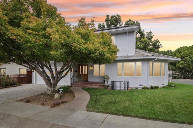 495 Lincoln Avenue, Sunnyvale, CA 94086