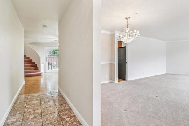 495 Lincoln Avenue, Sunnyvale, CA 94086