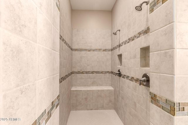 1541 E SAGITTARIUS Place, Chandler, AZ 85249