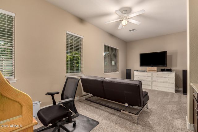 1541 E SAGITTARIUS Place, Chandler, AZ 85249