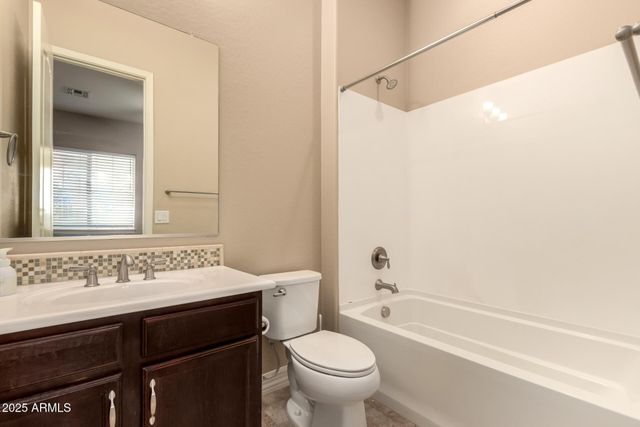 1541 E SAGITTARIUS Place, Chandler, AZ 85249