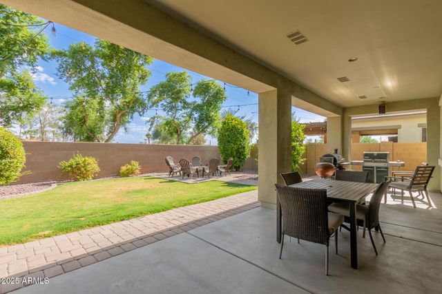 1541 E SAGITTARIUS Place, Chandler, AZ 85249